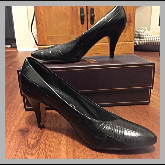 VINTAGE Joyce Crocodile Heels - Picture 3 of 6